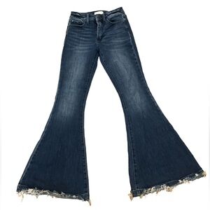 Petra 153 bell bottom Jeans 3/25